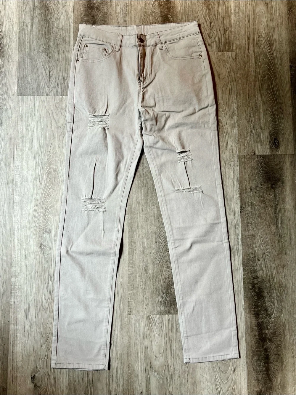 Men’s Grey Distressed Skinny Stretch Denim by WULFUL; Size 32 -NWT Discontinued!